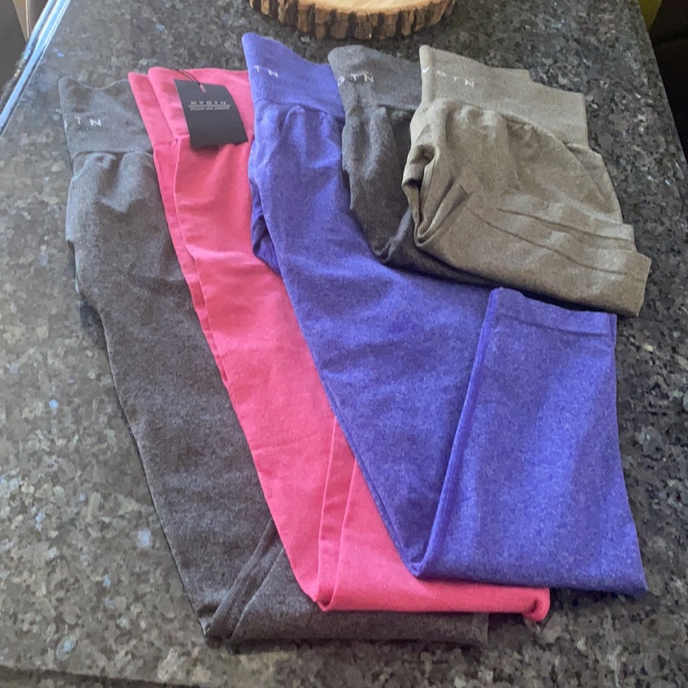 5 NVGTN  leggings